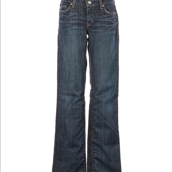 Martin + Osa Wide Cuff Jeans. 👖 💙 - Picture 1 of 6